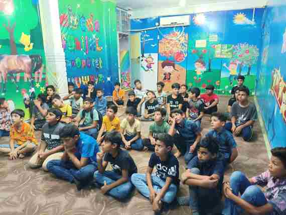 گالری مدرسه تابستانه