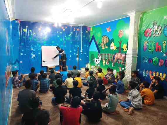 گالری مدرسه تابستانه